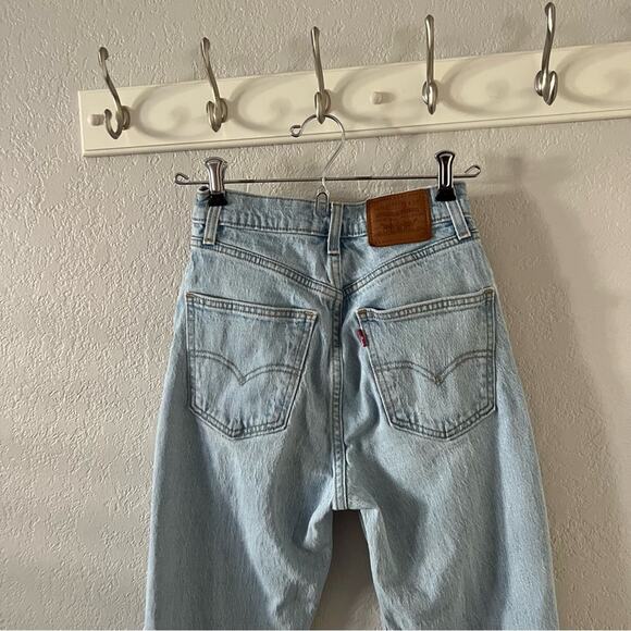 Levi's 70's High Slim Straight Jeans in Marin Hits Wash - Picture 8 of 10